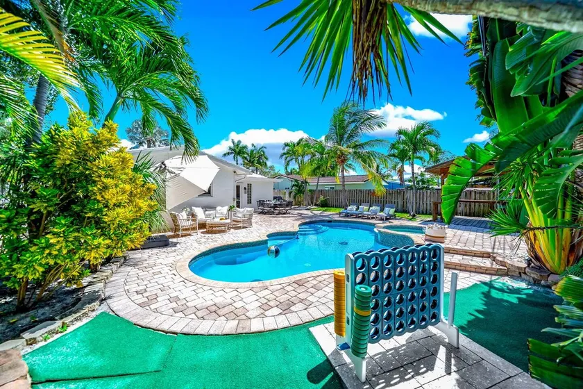 The Palma Del sol | Pool | Close to beach | 3BDR - Image 1