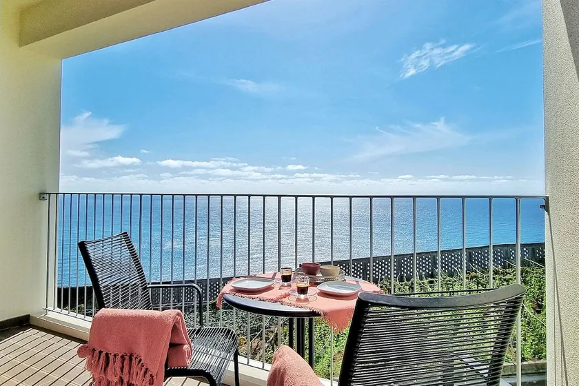 Pearl Retreat by Holiday Rental Madeira - Image 1