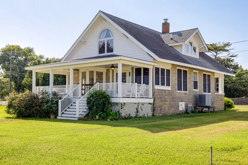 < 1 Mi to Boat Ramp: Coastal Virginia Hideaway - Image 1