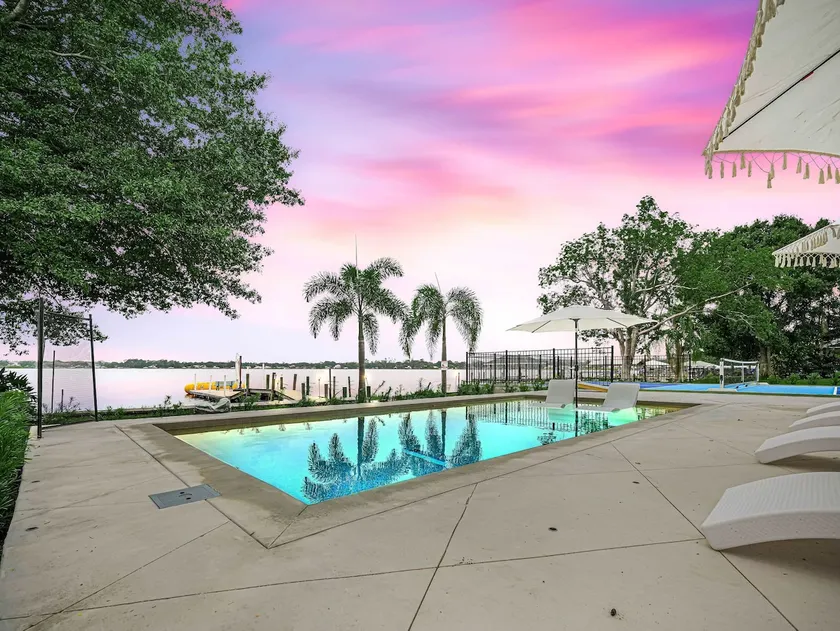 Luxe Lakefront w Pool Pickleball Private Dock - Image 1