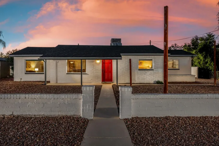 Central | Fire Pit | Fenced Backyard | 4 BR 2 BA - Image 1