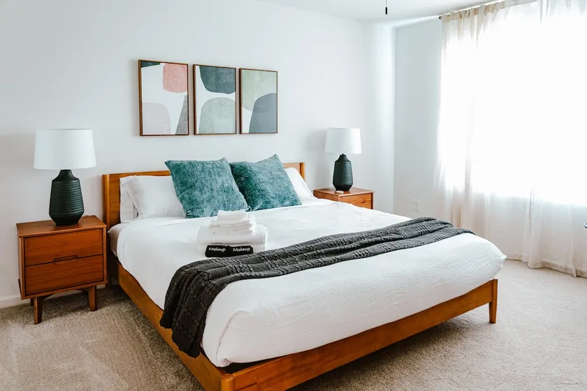 4-Bedroom | King Suite | Fire Pit | Stocked Kitche - Image 1