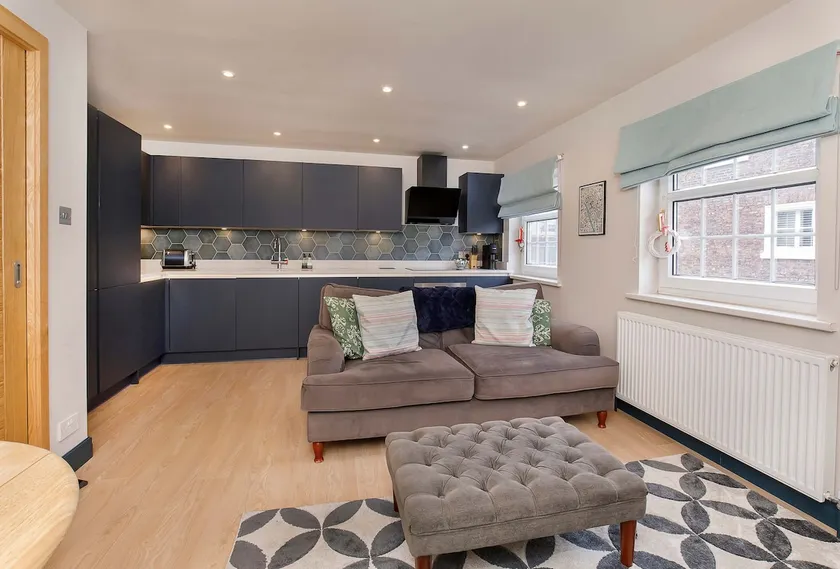 Coach House Loft, York City Centre, sleeps 2 - Image 1