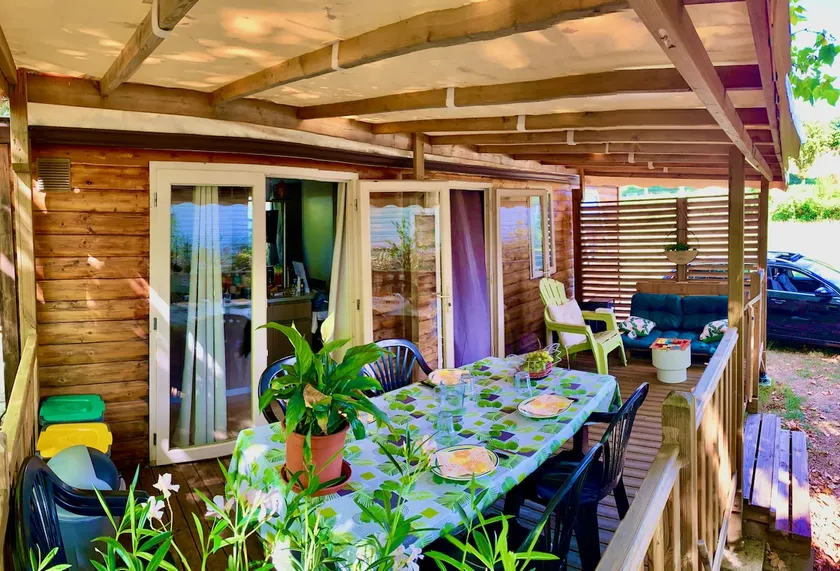 The Unmissable - Sleeps 6 - A/C - Terrace - Image 1