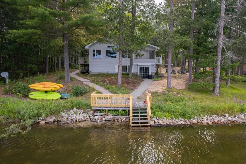 Lost Lake Lodge-Fresh Adventures Await - Image 1