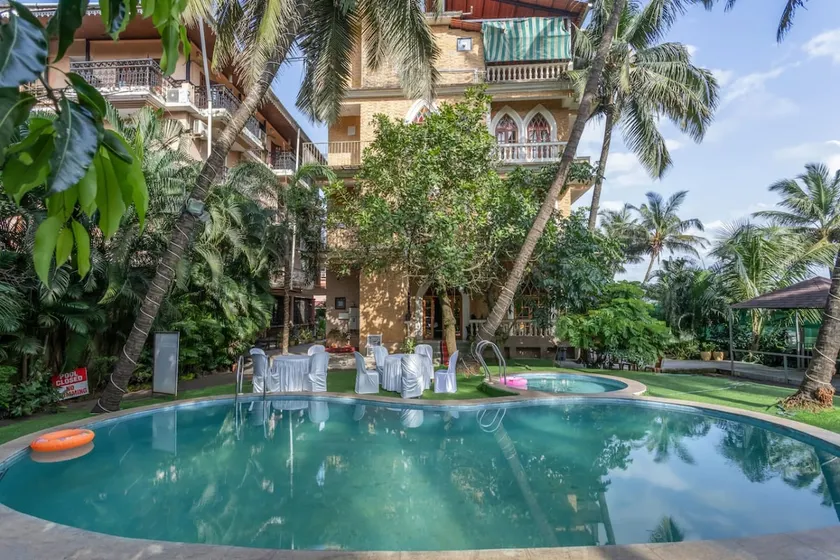 3bhk home with bathtub in Parra - Image 1