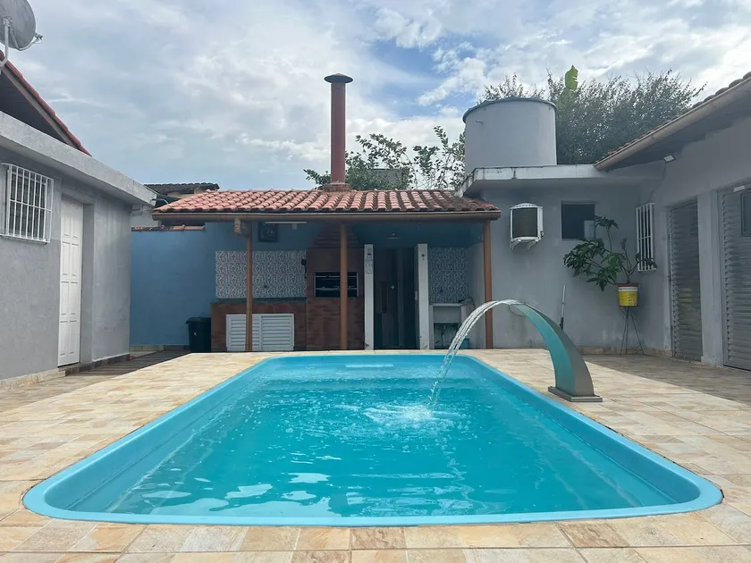 House with pool 5 minutes from the beach - Image 1