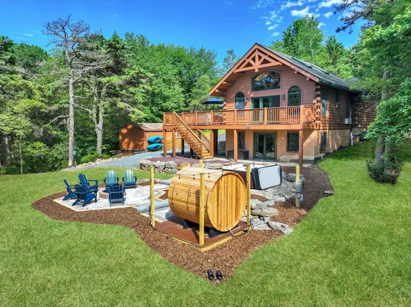 4BR Lakefront Haven w/ Hot Tub+Sauna+Games+FirePit - Image 1