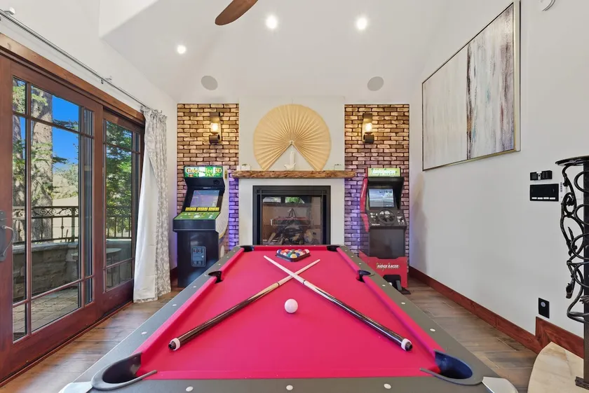 Castle Beach Retreat | Hot Tub, Pool Table, Games - Image 1