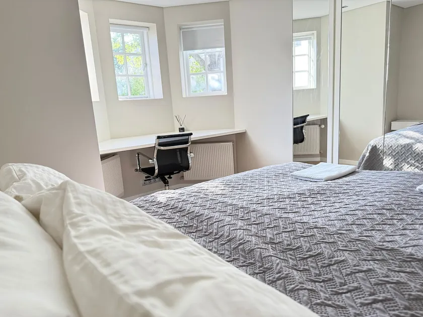 Newly renovated 1 BDR by the church - Image 1