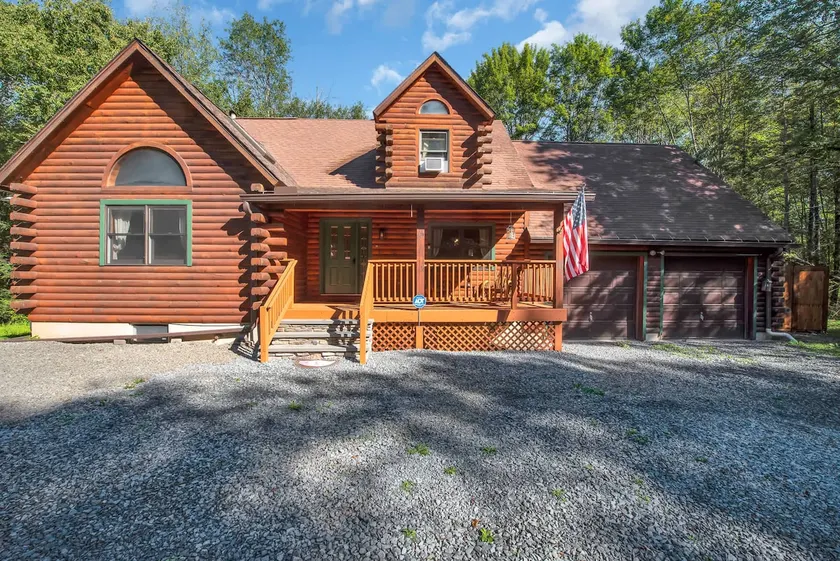 Secluded Log Cabin With Hot Tub, Fire Pit, Game Room - Image 1