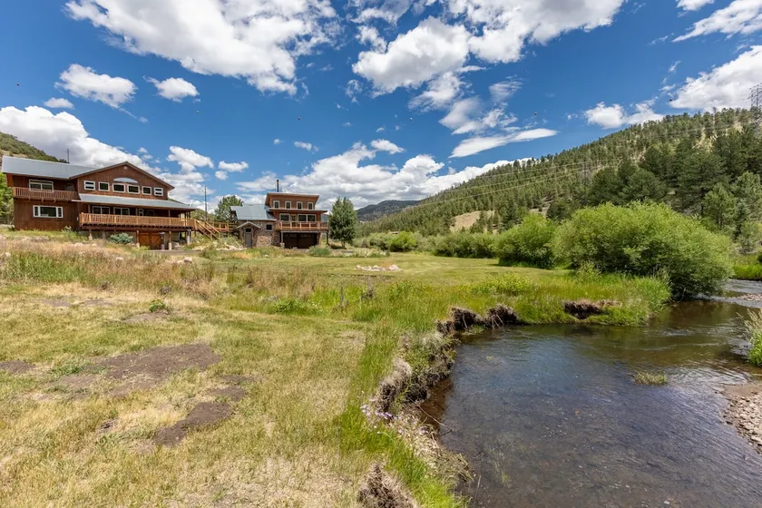 Poncha Creek House - Image 1