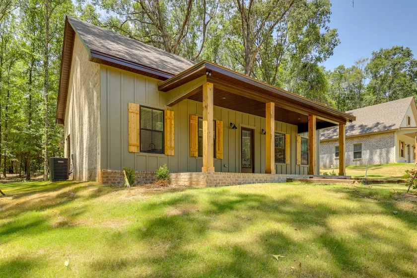 Walk to Sports Complex: Home in Millbrook! - Image 1