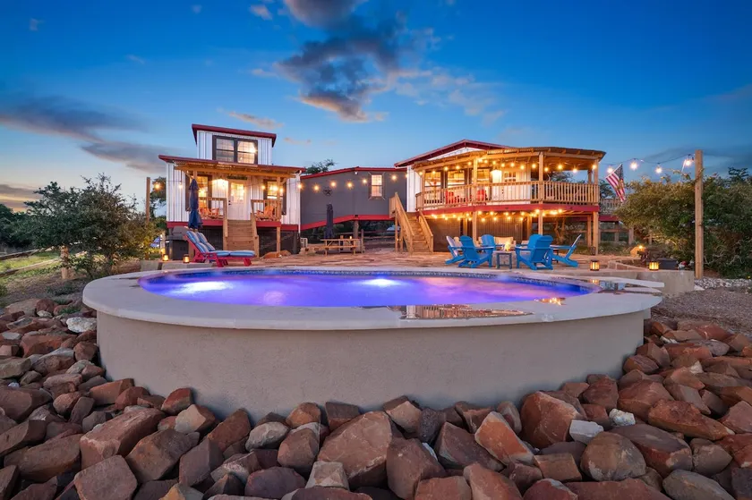 Ranch 33-Peaceful 20 ac Ranch w/Spool, Firepit - Image 1