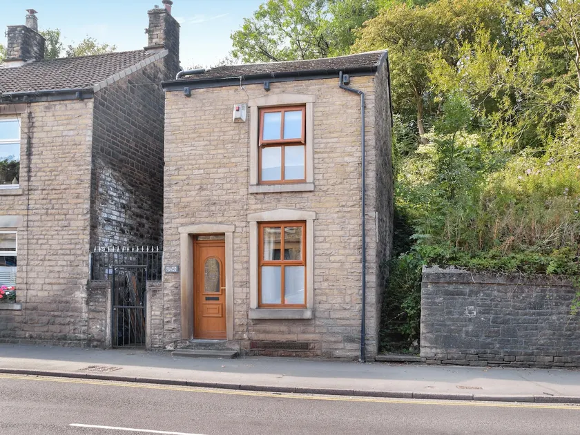 Hillside Cottage - Image 1