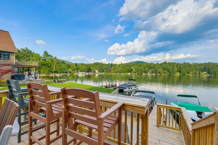 Waterfront Haven Bi-Level Lakefront Deck/Game Cntr - Image 1