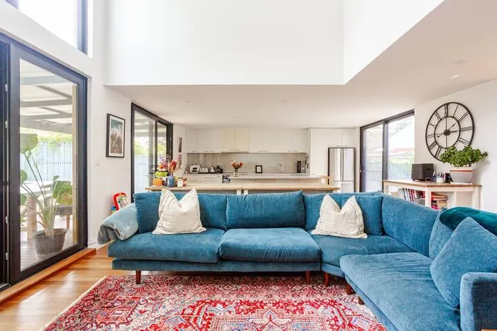 Coastal Family Getaway - Cottesloe Pool Retreat - Image 1