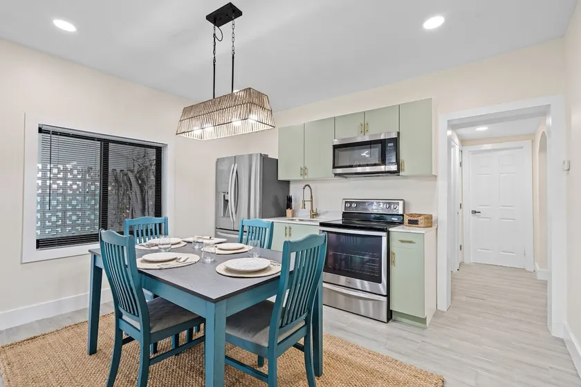 Miami Cozy Living - Image 1