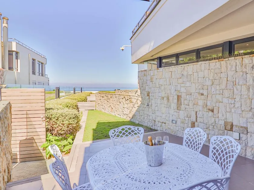 Le Paradis Penthouse - Image 1