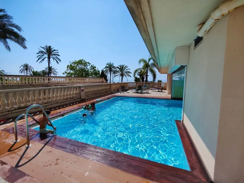 Le COQ Bleu d'Azur- Piscine - Parking - AC -WIFI - Image 1