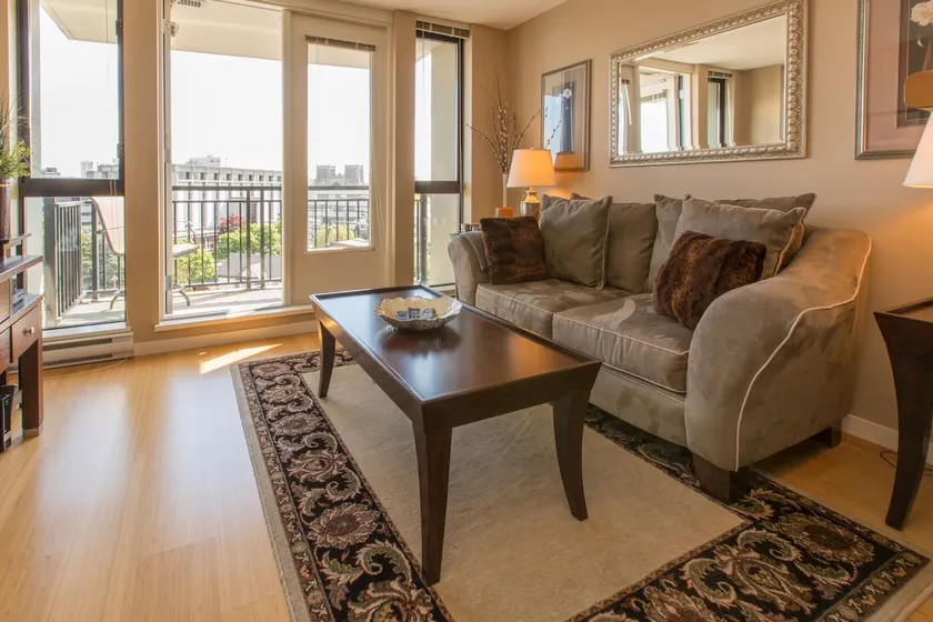 Populær Astoria-bygning, 14. etage med udsigt - Image 1