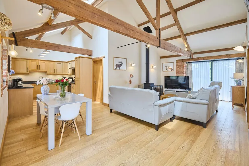 Host & Stay - Rupert's Barn - Image 1