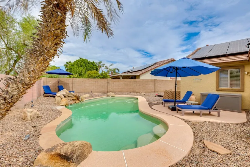 Spacious & Fenced Yard: Relaxing Home in Surprise - Image 1