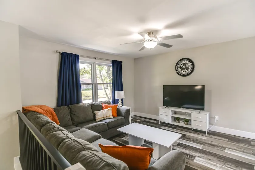 4 Mi to Big Creek State Park: Spacious Family Home - Image 1