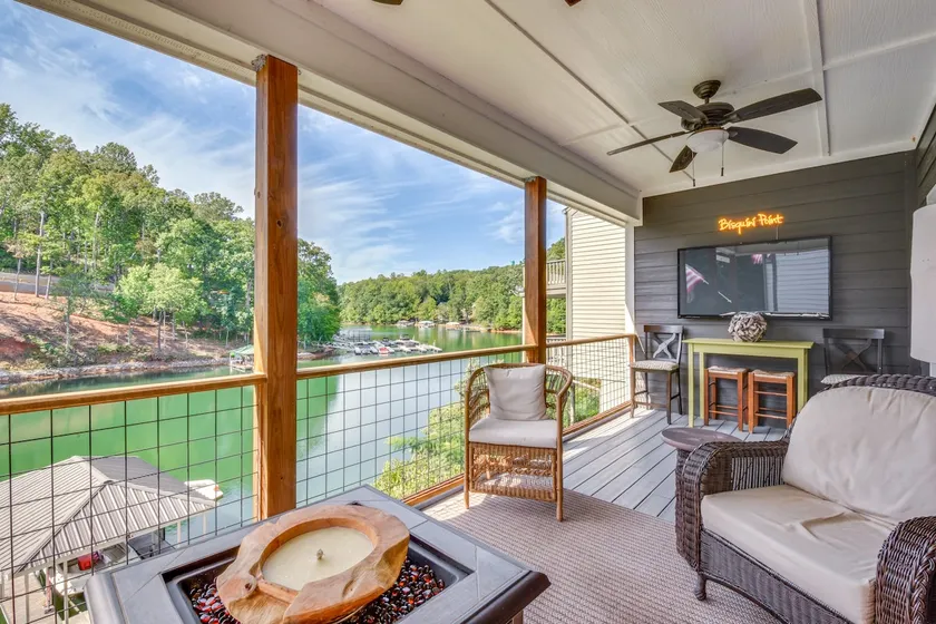 Lakefront Fun Near Clemson! Retreat w/ Pool Access - Image 1