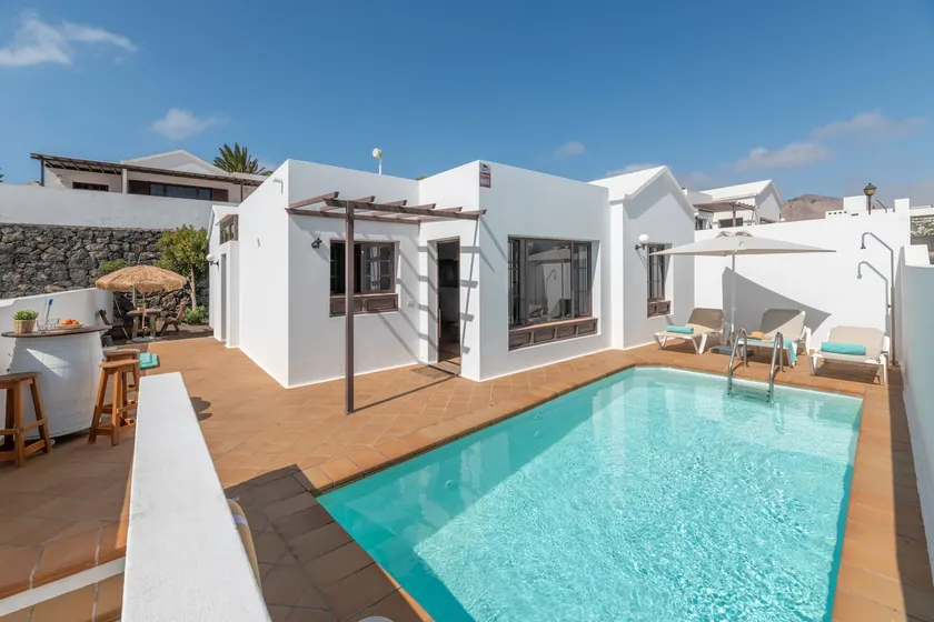 Villa Timanfaya - Image 1