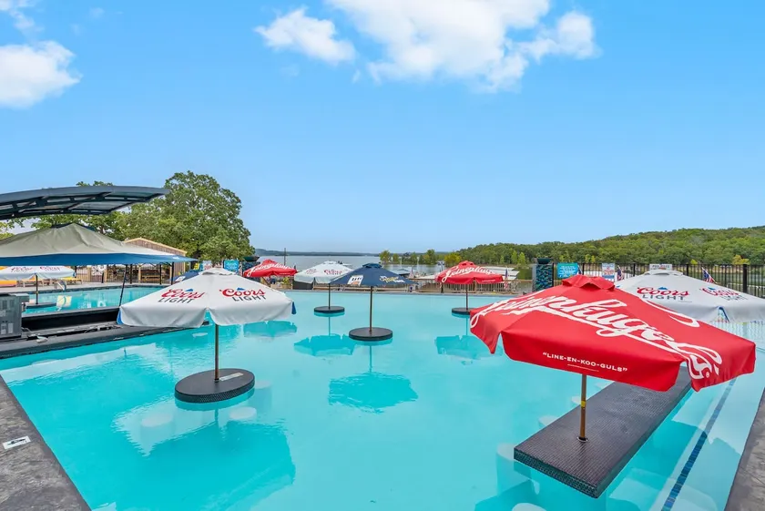 Waterview Oasis - Stay for 4 - Image 1