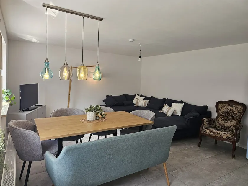 House Alb-Apfel - Image 1