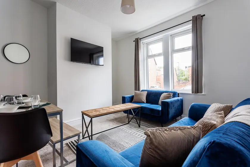 2 BR Home Perfect for Short and Long Term Stay - Image 1