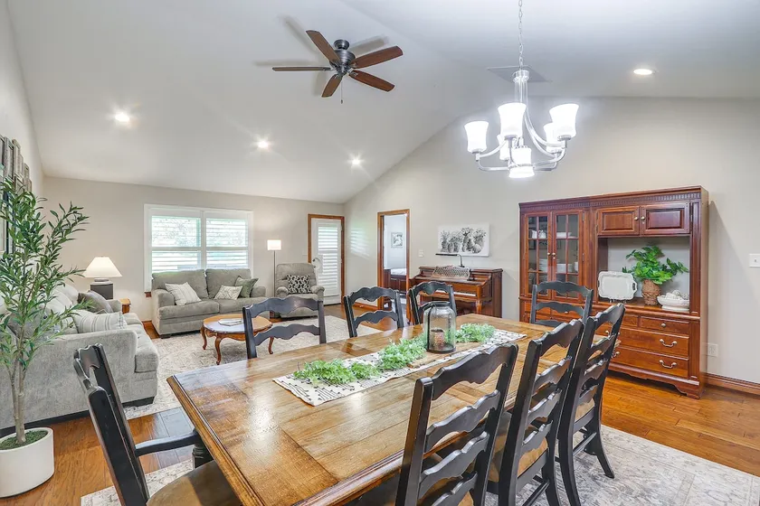 2 Mi to Main Street: Family Home in Winfield! - Image 1