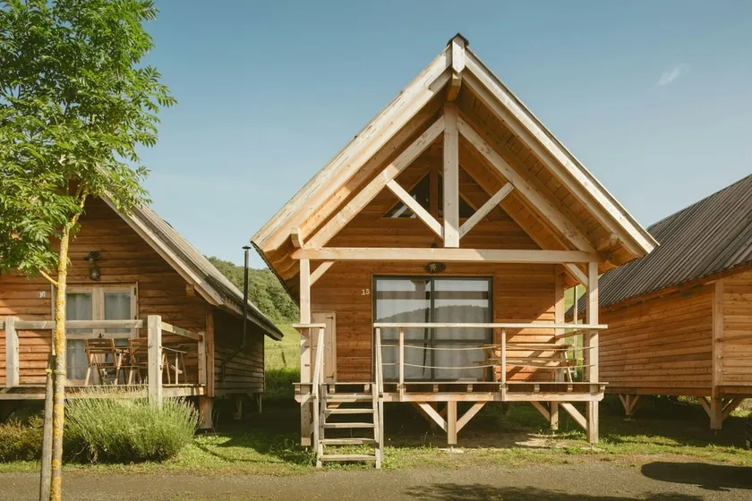 Premium cabin for 6 people - Image 1