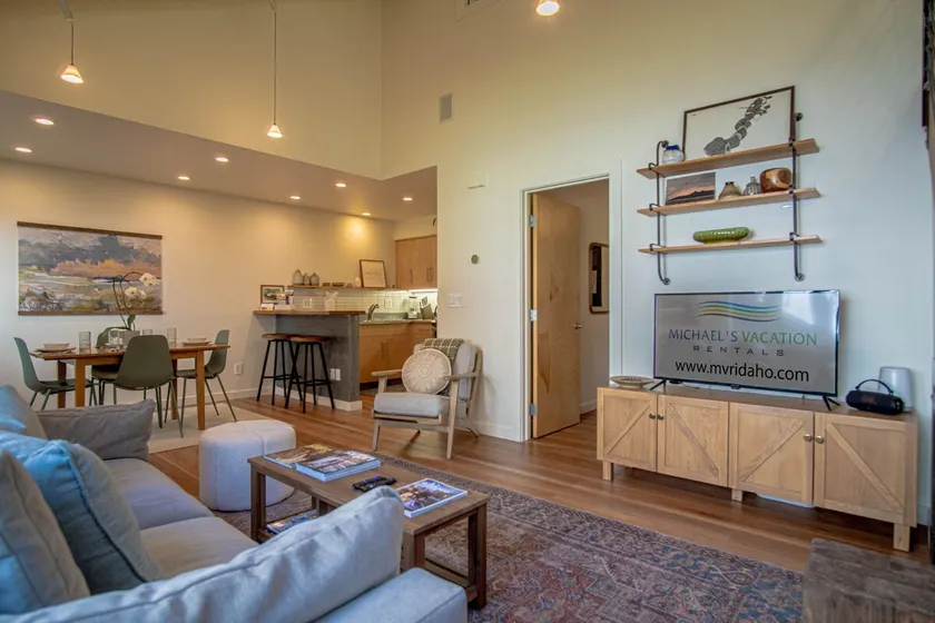 2BD, 2BA Ketchum Condo – Newly Remodeled & Central - Image 1
