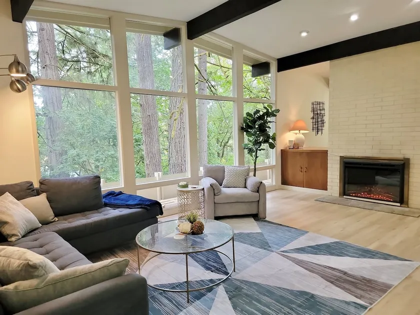 The Crest House- a forested retreat - Image 1