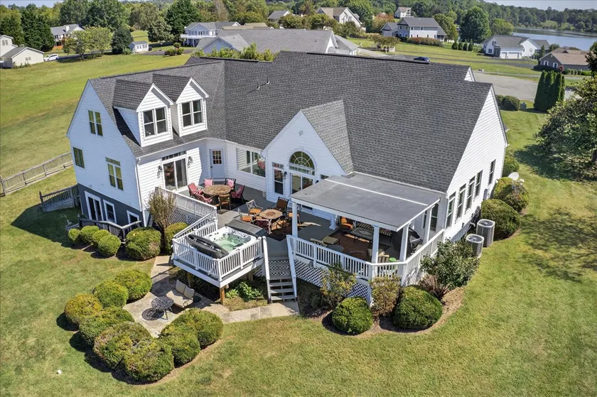 Lake Anna Waterfront Retreat Sandy Beach & Hot Tub - Image 1