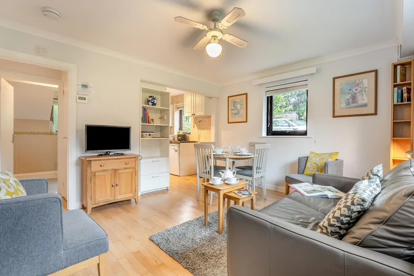 2 Bed in Stone Cross oc-g33059 - Image 1