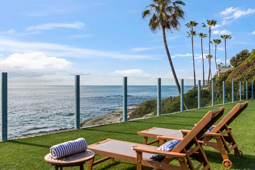 La Jolla Private Beach Oceanfront - Image 1