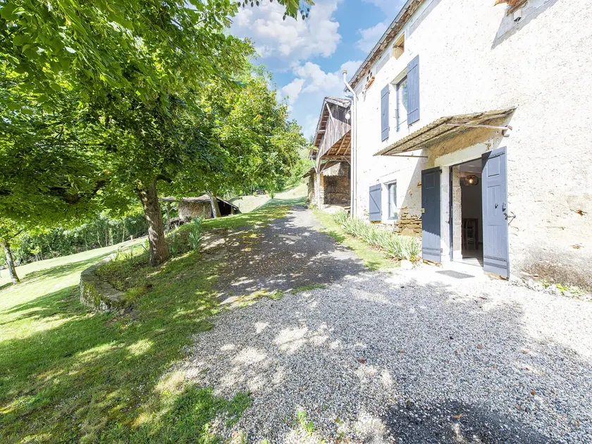 Feriehus i Soturac med Privat Pool - Image 1
