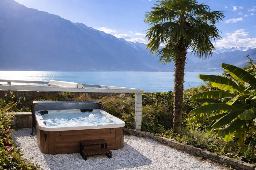 Luxury Swiss Chalet | Lake View • BBQ • A/C • SPA • Interlaken - Image 1