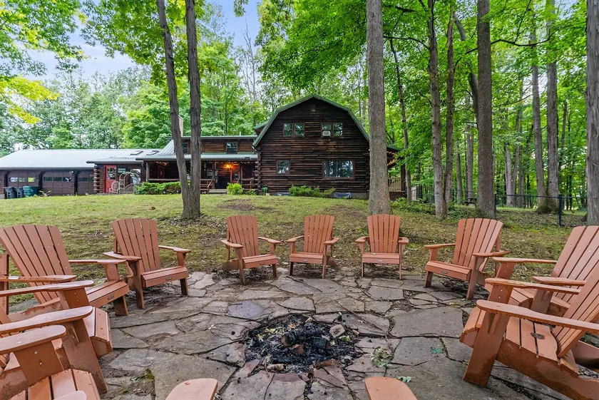 Canandaigua Cabin Retreat | Lake Views | Hot Tub - Image 1