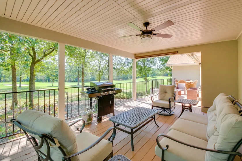 Golf Course View: Elegant Hot Springs Village Home - Image 1