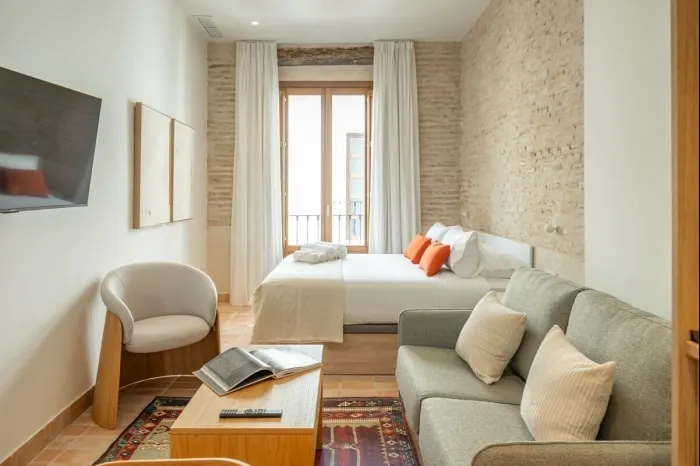 ISG Apartments: Essence of Triana 4 - Image 1