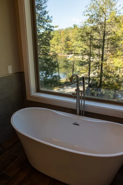Blue Anchor- Lakefront 8 Bedroom with Indoor Pool - Image 1