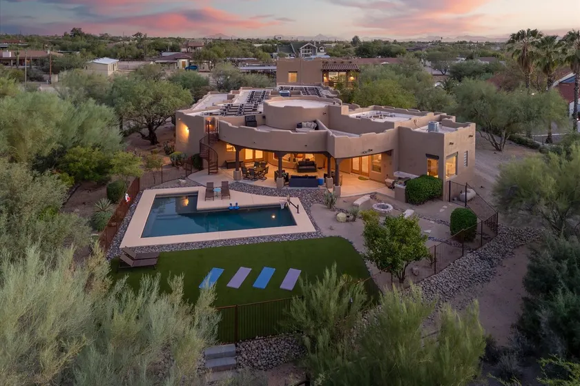 Cave Creek Luxe • 5BR w/ Casita • Pool & Views! - Image 1