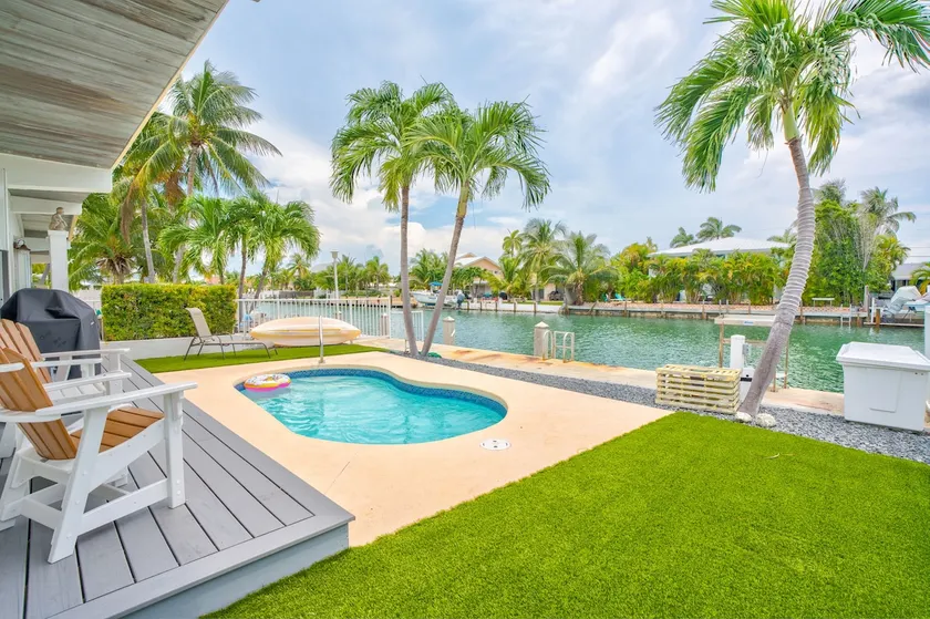 Canal front Home | Private Pool, Kayak & Dock - Image 1