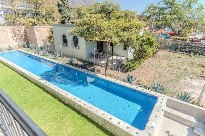 2BR house 2 blocks away to Malecón&Saltwater Pool - Image 1