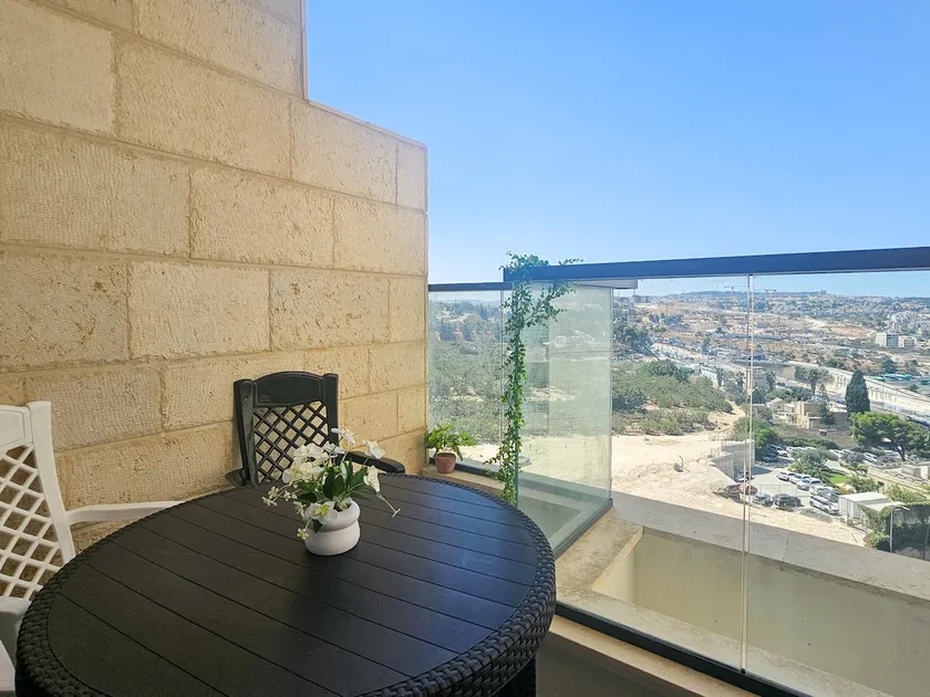 Mamad Family Friendly New Condo By Feelhome - Image 1